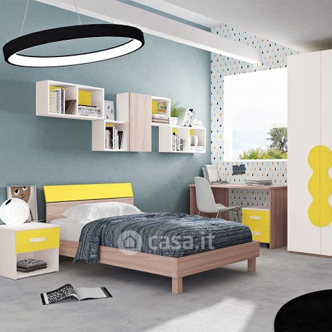 Attivitã /licenza (con o senza mura) in commerciale in Via Ippolito Nievo 32