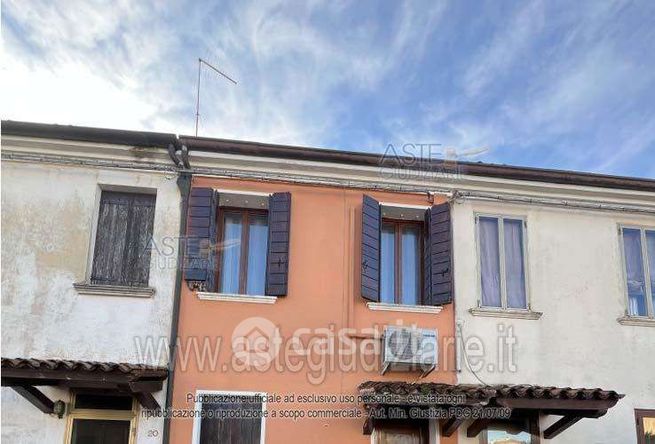 Appartamento in residenziale in Via Giambellino 18