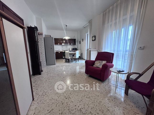 Appartamento in residenziale in Via Campania 191