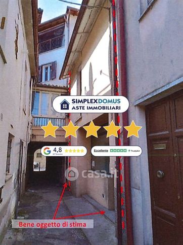 Appartamento in residenziale in Via BurÃ²