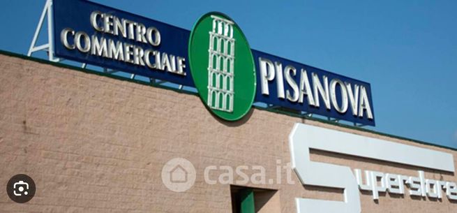 Capannone in commerciale in 
