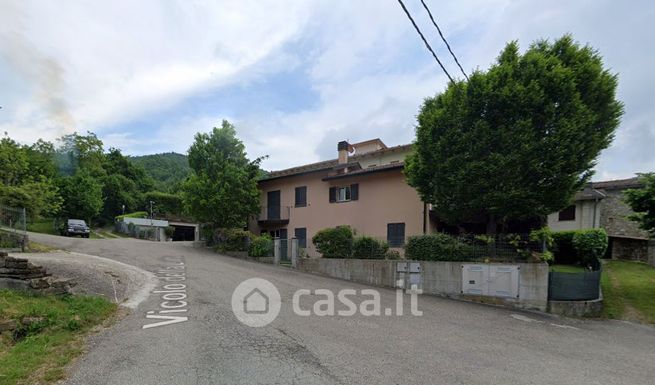 Capannone in commerciale in Vicolo della Latta 7