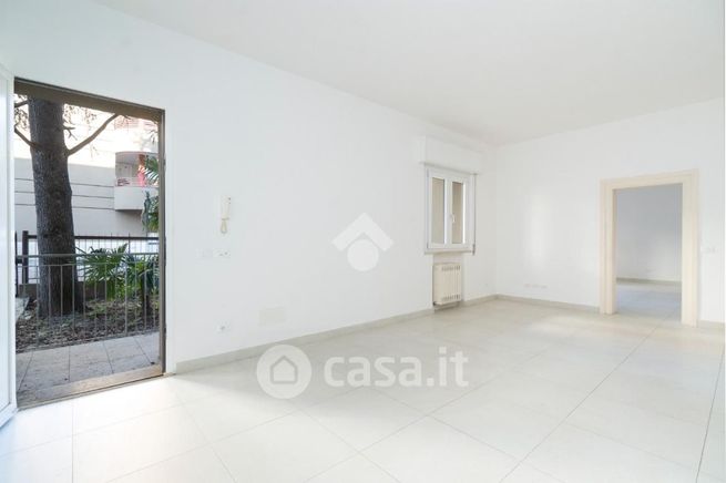 Appartamento in residenziale in Via Madonna della Scala 11