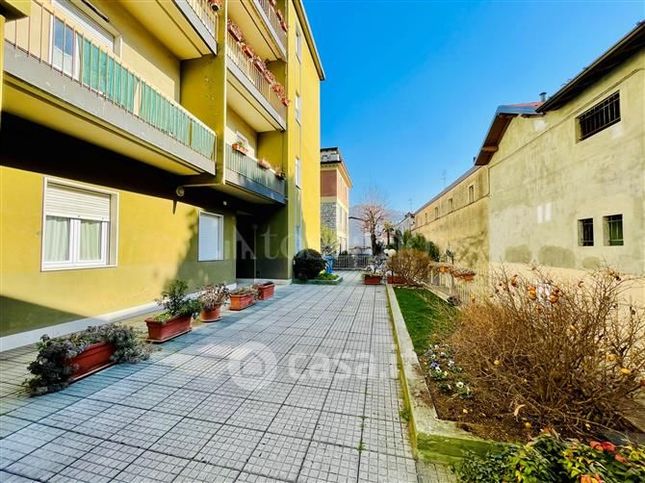 Appartamento in residenziale in Via Monte Suello