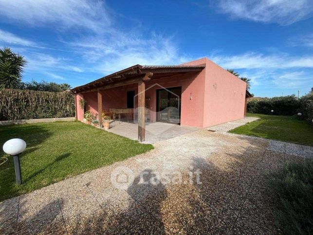 Villa in residenziale in Via Avv. Mattarella