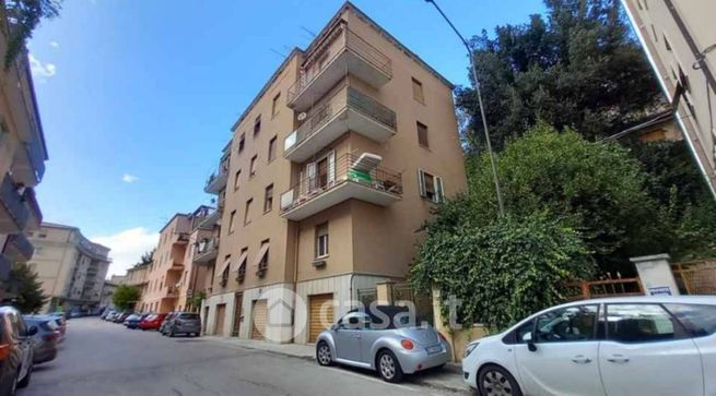 Appartamento in residenziale in Viale Nicola Ciccolungo 51