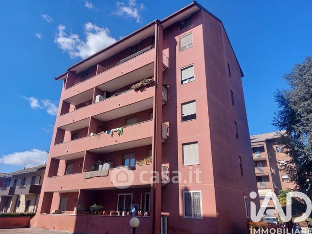 Appartamento in residenziale in Via Valtellina
