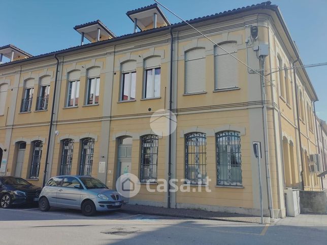 Appartamento in residenziale in Via Cesare Battisti 40