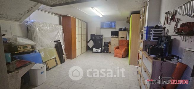 Box/posto auto in residenziale in