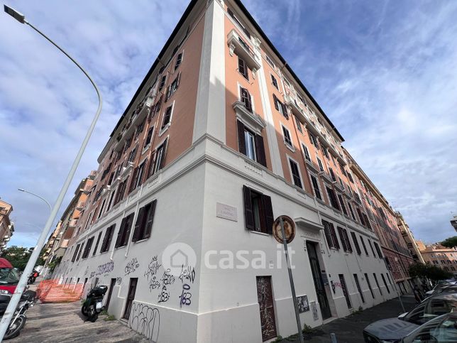 Appartamento in residenziale in Via Lavinio