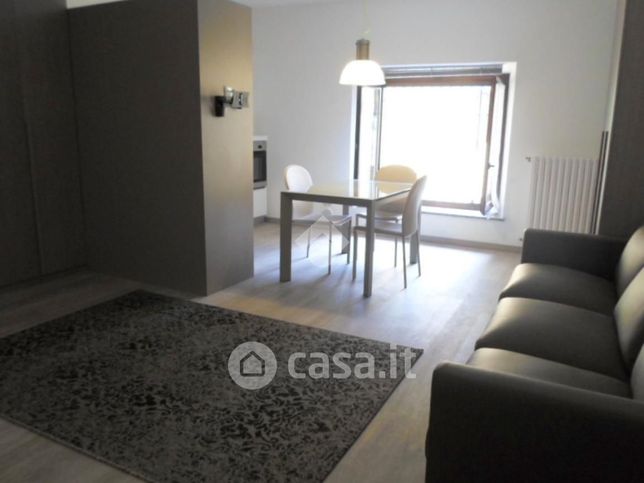 Appartamento in residenziale in Borgo Adda 30