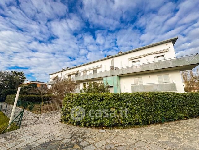 Ufficio in commerciale in Via dei Bastazi