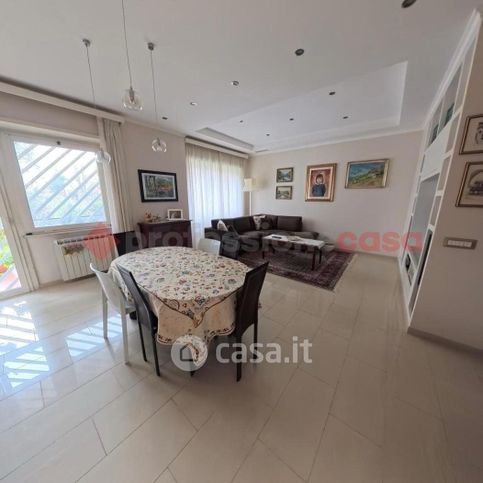 Appartamento in residenziale in Via Peccioli 42