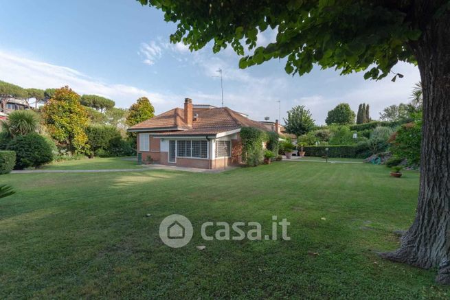 Villa in residenziale in Vicolo del Casale Lumbroso