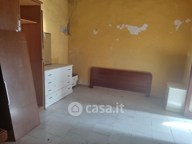 Casa indipendente in residenziale in Via Gialeto 75