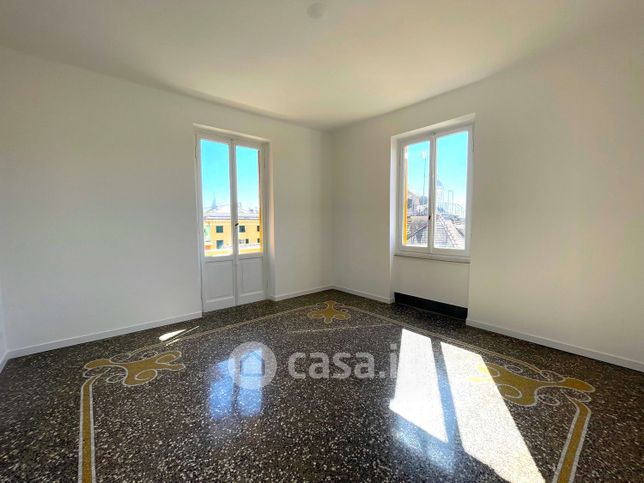 Appartamento in residenziale in Via Giovanni Berchet 2