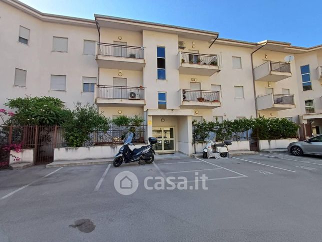 Appartamento in residenziale in Via Belmonte Chiavelli 57