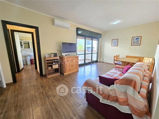 Appartamento in residenziale in Via Giulio Cesare