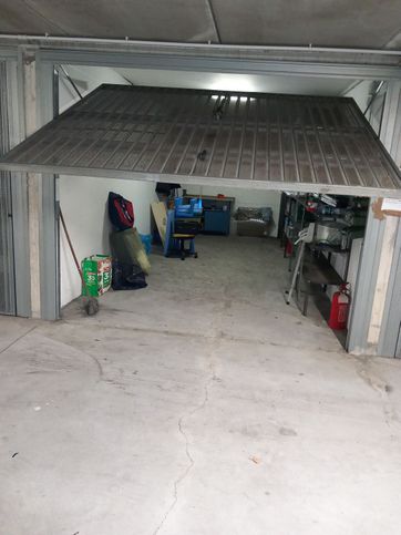 Garage/posto auto in residenziale in Piazza Aldo Moro