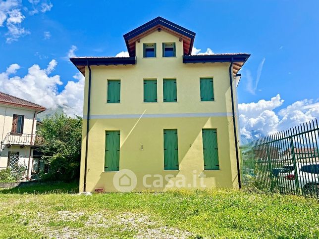 Appartamento in residenziale in Via Vittorio Veneto 30