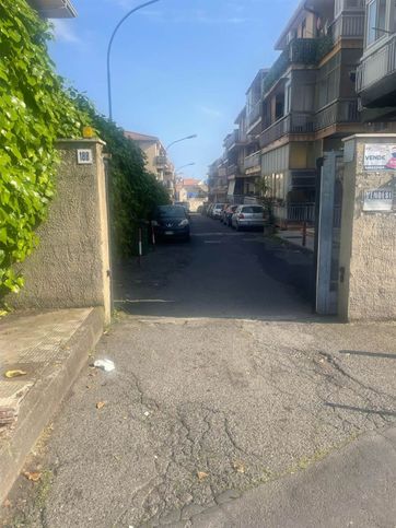 Box/posto auto in residenziale in Corso San Vito 188