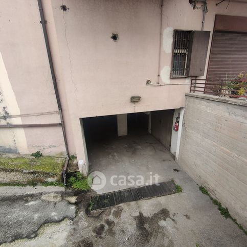 Box/posto auto in residenziale in Via Torrebianca