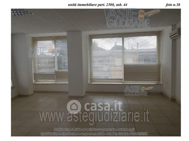 Ufficio in commerciale in Via Gesualdo Bufalino 1