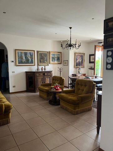 Appartamento in residenziale in Via Monte Grappa 21