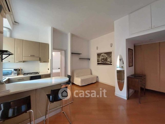 Appartamento in residenziale in Via Emilio Morosini 19