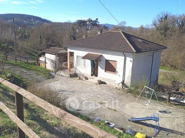 Casa indipendente in residenziale in Via Molare