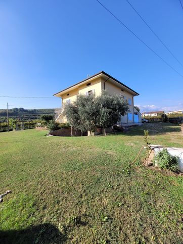 Casa indipendente in residenziale in Via Capovilla 16