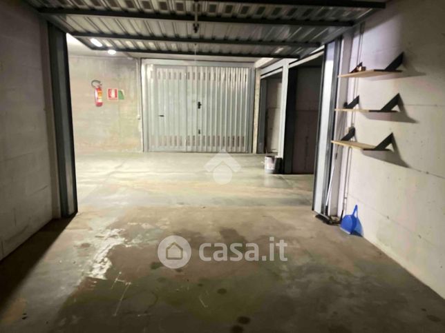 Garage/posto auto in residenziale in Via Fratelli Cervi 88