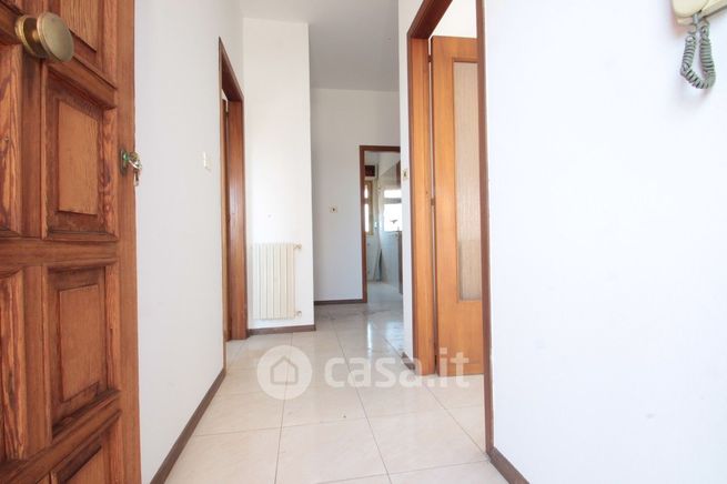 Appartamento in residenziale in Via Cristoforo Colombo 72