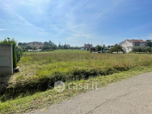 Terreno agricolo in commerciale in Via Larga