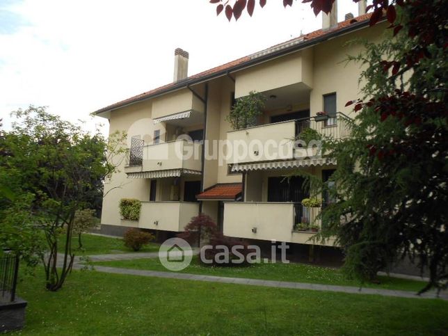 Appartamento in residenziale in Via Macedonio Melloni 7