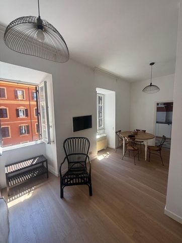 Appartamento in residenziale in Viale del Vignola 75