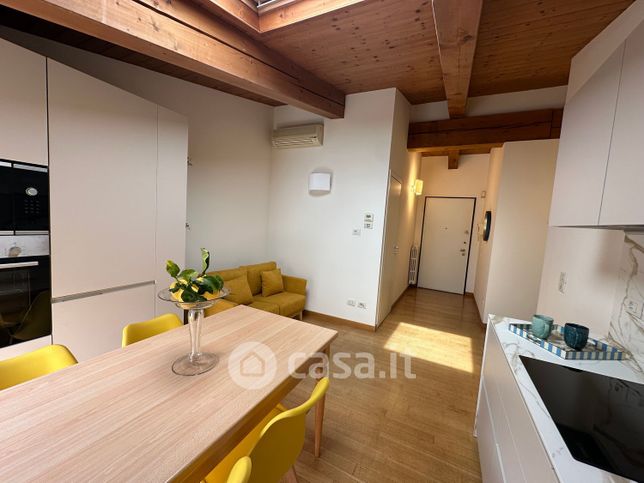 Attico/mansarda in residenziale in Via Francesco Londonio