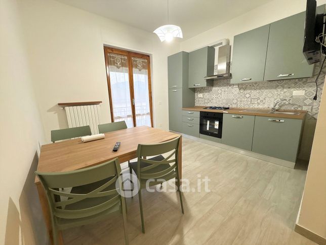 Appartamento in residenziale in Via Cesinali