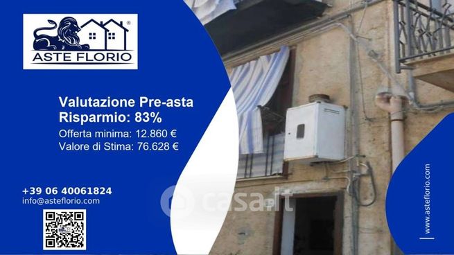 Appartamento in residenziale in Via Michele Amari 27