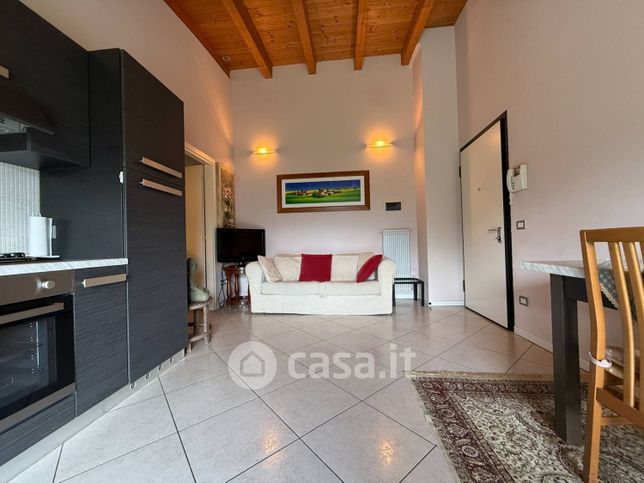 Appartamento in residenziale in Via Postumia 13