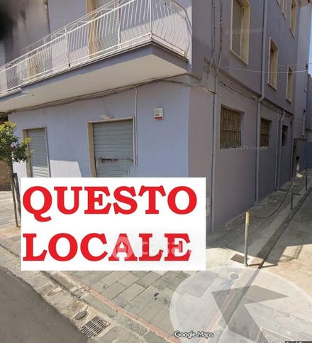 Negozio/locale commerciale in commerciale in Via Alcide De Gasperi 39