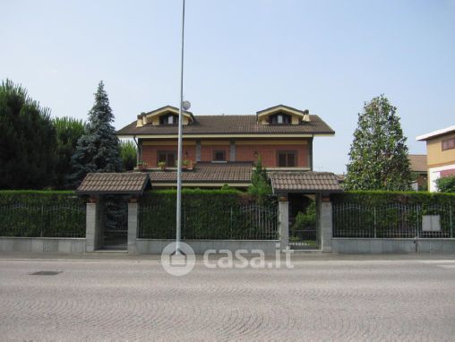 Villa in residenziale in Via G. Marconi 28