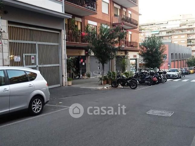 Garage/posto auto in residenziale in Via Monte Rocchetta