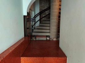 Casa indipendente in residenziale in Via Parini