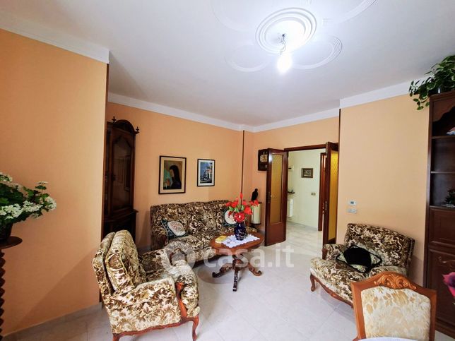 Appartamento in residenziale in Via Gallardi