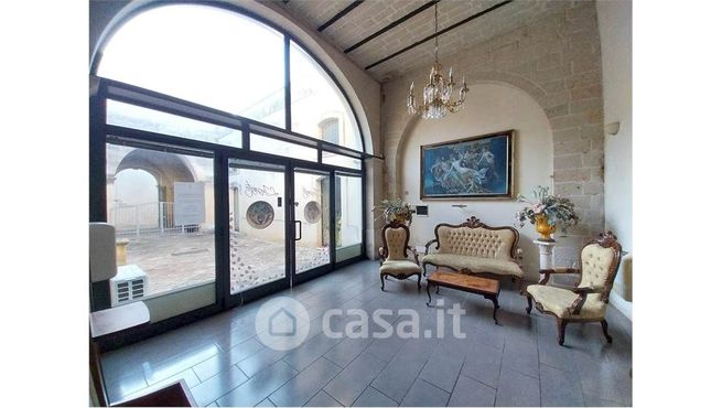 Ufficio in commerciale in Ospedale 30