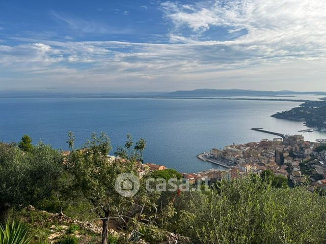 Casa bi/trifamiliare in residenziale in PORTO SANTO STEFANO