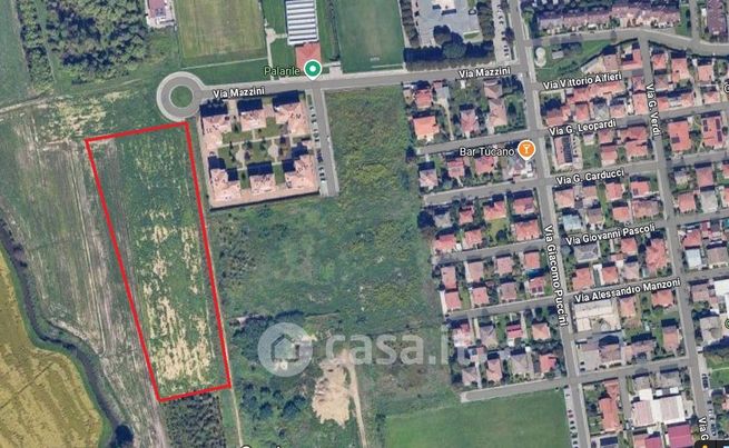 Terreno agricolo in commerciale in Via Mazzini