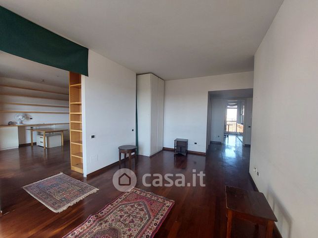 Appartamento in residenziale in Via Carlo Vittadini 5