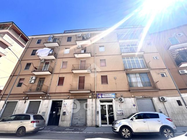 Appartamento in residenziale in Via Edmondo de Amicis 10